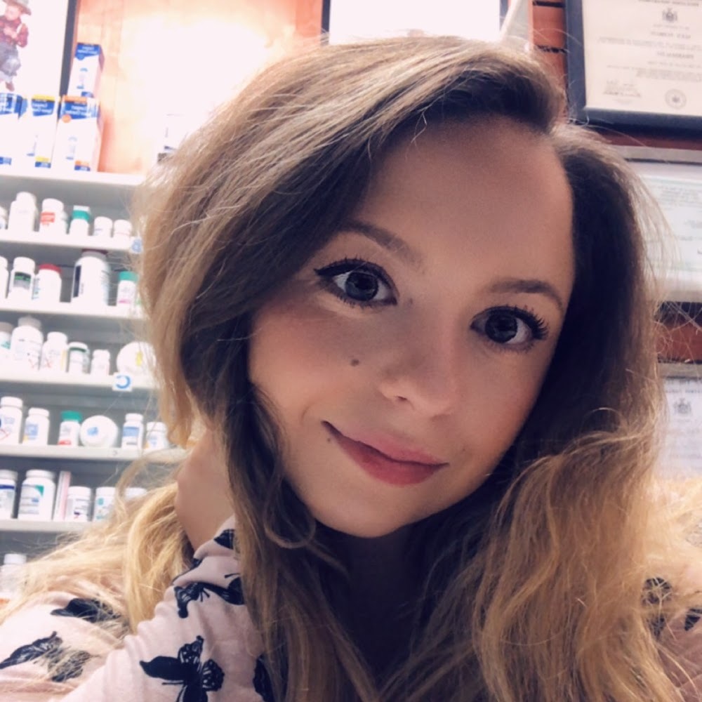 Meet your Posher, Danielle